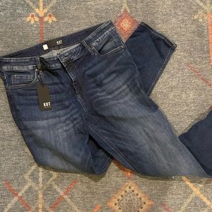 Kut from the Kloth Catherine jeans, size 12 BNWT
